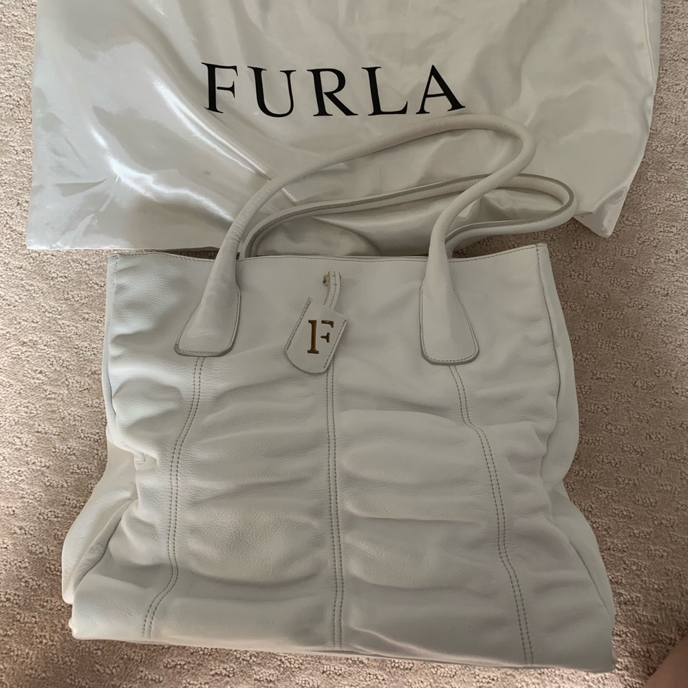 Furla: White leather handbag